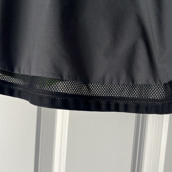 Nike Women's Dark Gray Running Skort - Picture 6 of 7